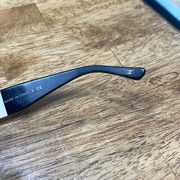 CHANEL Sunglasses 5146A - Picture 5 of 7